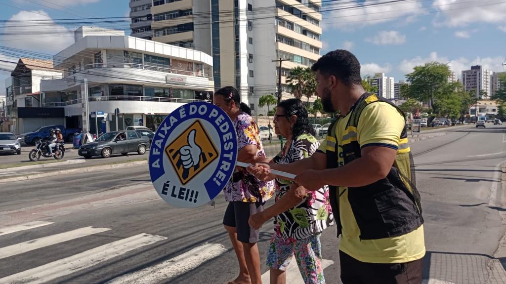 SMTT intensifica ações educativas de trânsito na semana que antecede o feriado da Páscoa - SMTT Aracaju